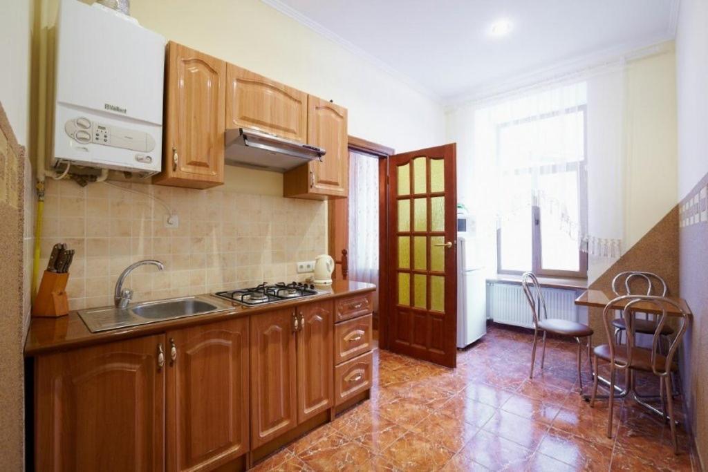 2 Rooms Central Anna Apartment Lviv Luaran gambar